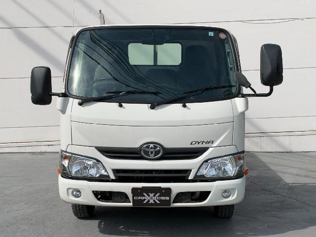 Toyota Dyna 4
