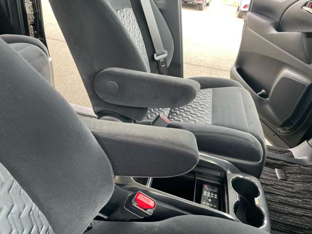Toyota Vellfire 8