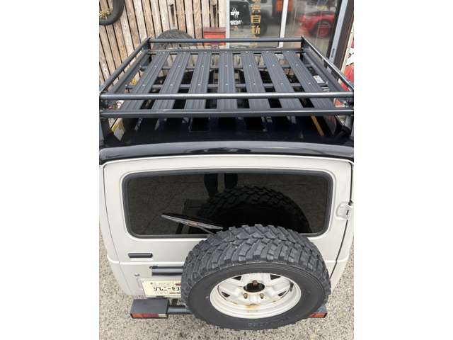 Suzuki Jimny 6