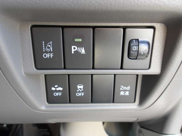 Nissan NV100 Clipper 12