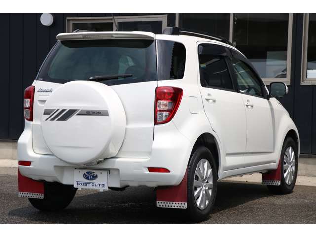 Toyota Rush 7