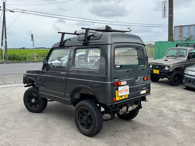 Suzuki Jimny 4