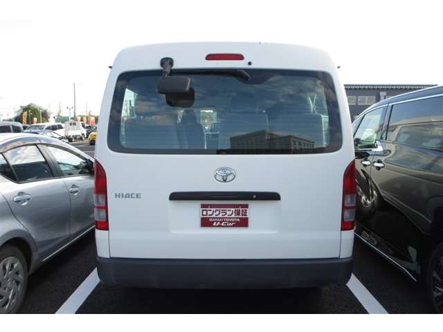 Toyota Hiace 5