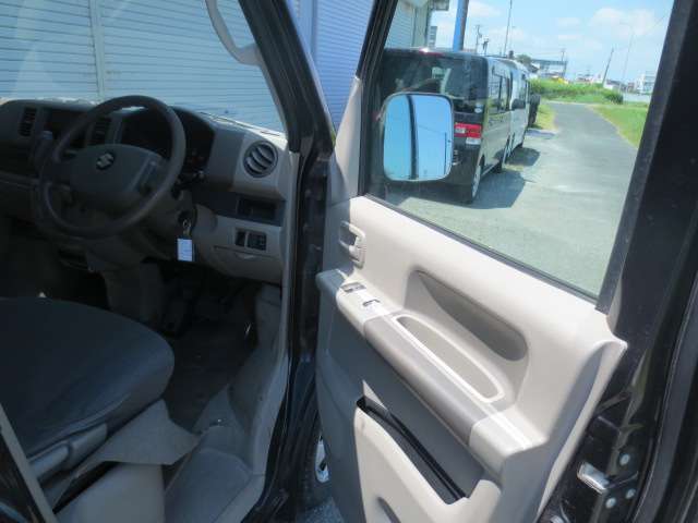 Suzuki Every 8