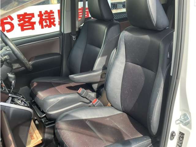 Toyota Esquire 11