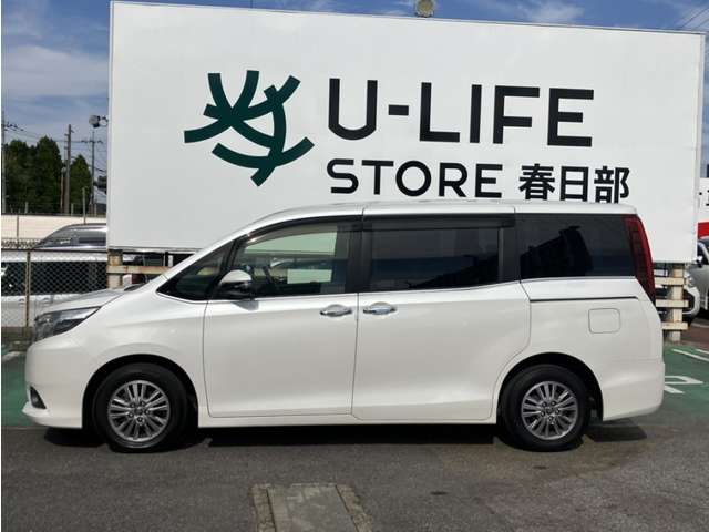 Toyota Esquire 6
