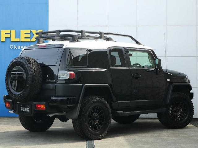 Toyota FJ Cruiser 7