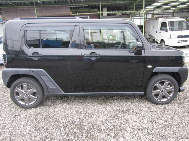 Daihatsu Taft 7