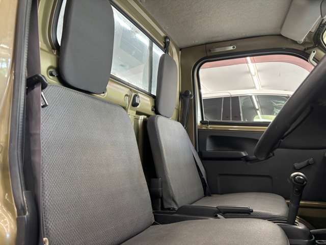 Daihatsu Hijet Truck 2