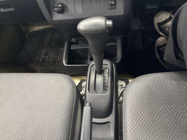 Daihatsu Hijet Truck 9