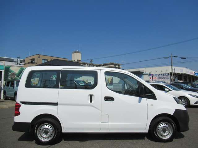 Mitsubishi Delica Van 5