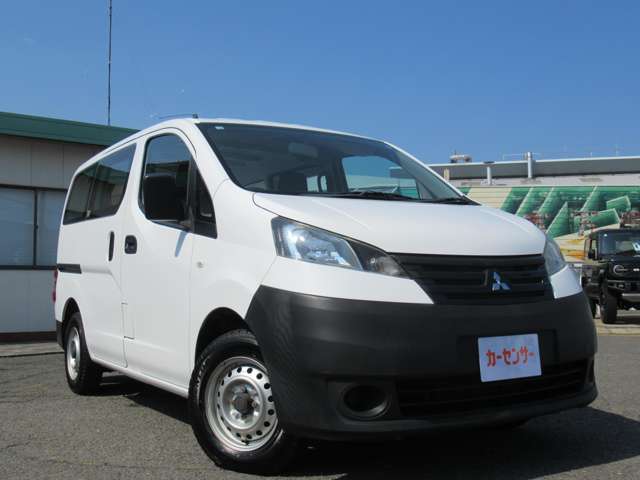 Mitsubishi Delica Van 10