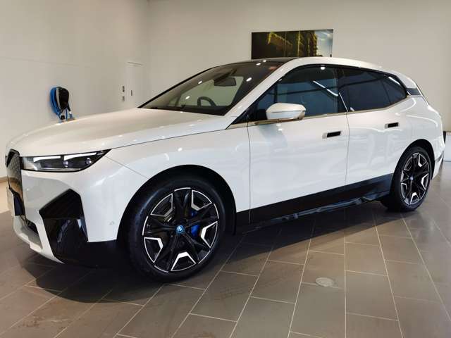 BMW iX 7