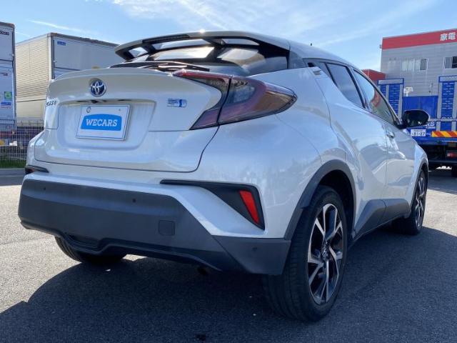 Toyota C-HR 6