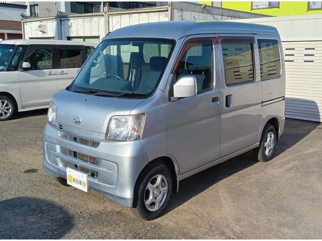 Daihatsu Hijet Cargo 11