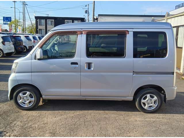 Daihatsu Hijet Cargo 10
