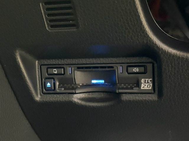 Toyota Noah 8