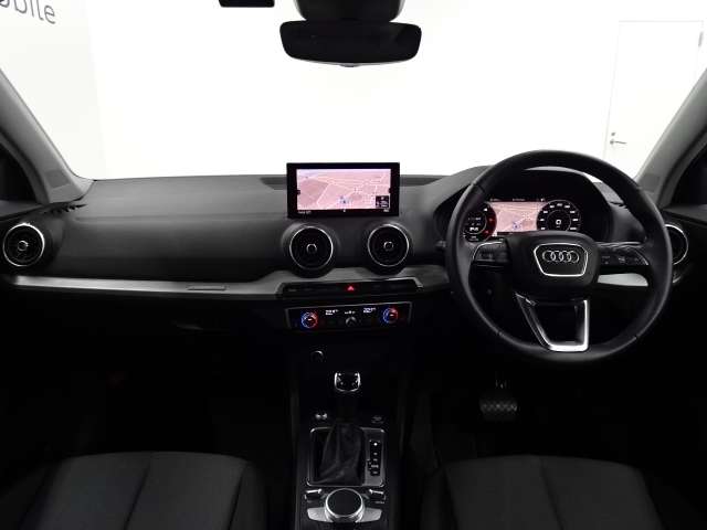 Audi Q2 4