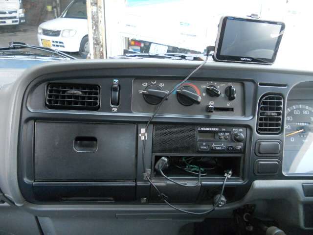 Mitsubishi Fuso Canter Guts 11
