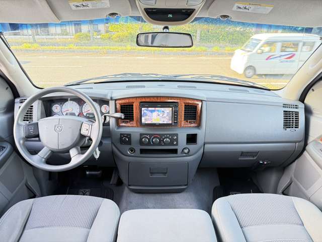 Dodge Ram 11