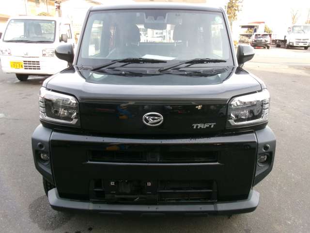 Daihatsu Taft 9