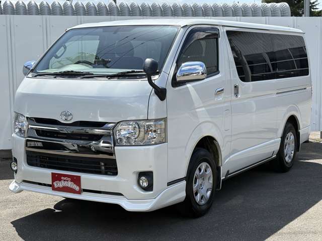 Toyota Regius Ace 8
