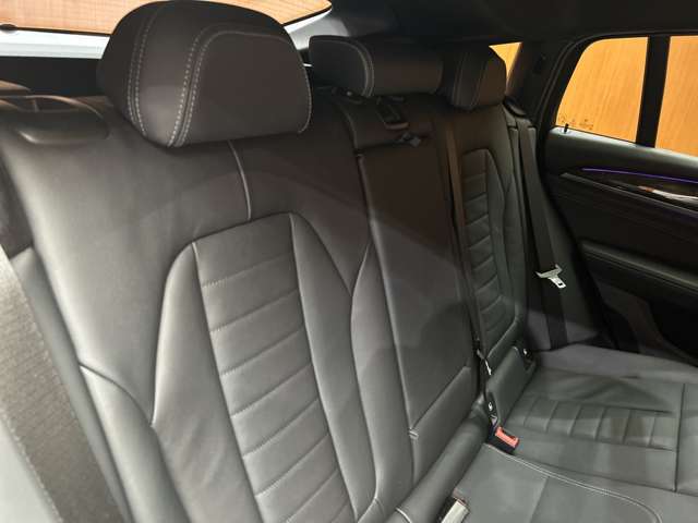 BMW X4 8
