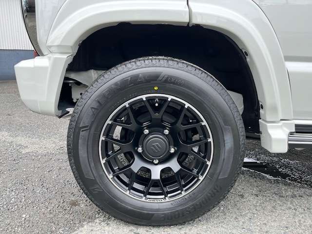 Suzuki Jimny Nomade 9