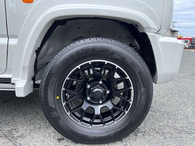Suzuki Jimny Nomade 10