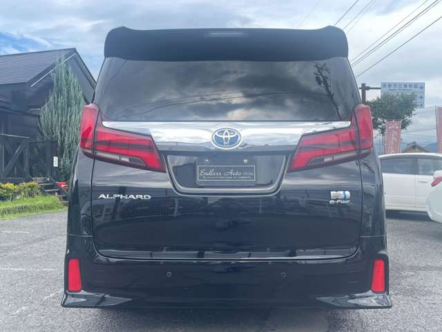 Toyota Alphard 11