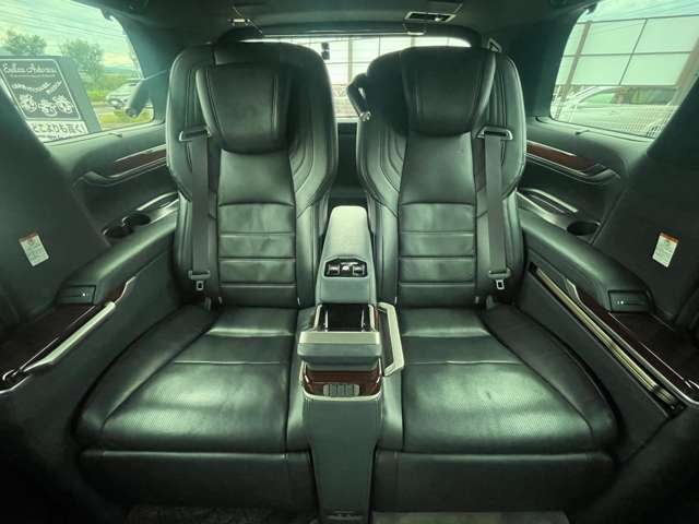 Toyota Alphard 9
