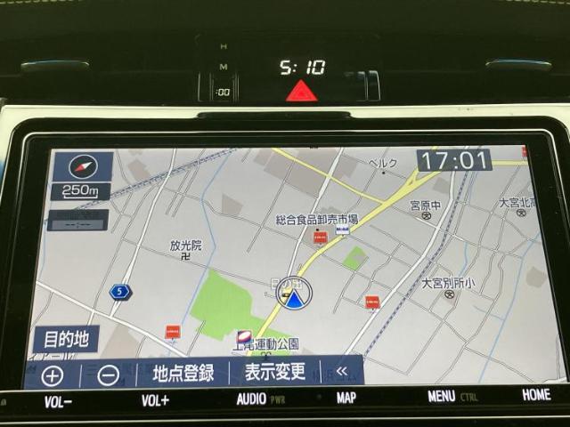 Toyota Harrier 10