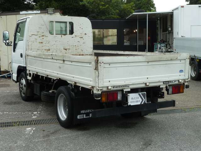 Isuzu Elf 6