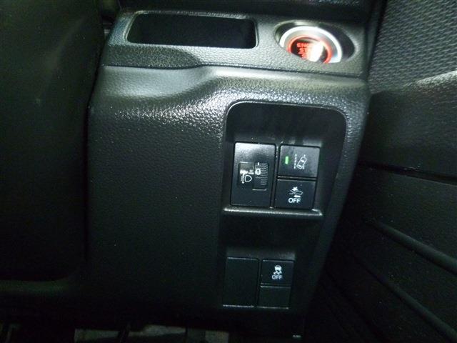 Honda N-VAN 12