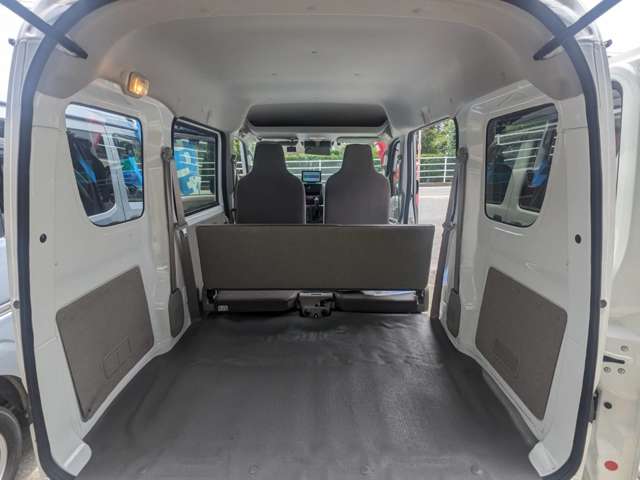 Nissan NV100 Clipper 10