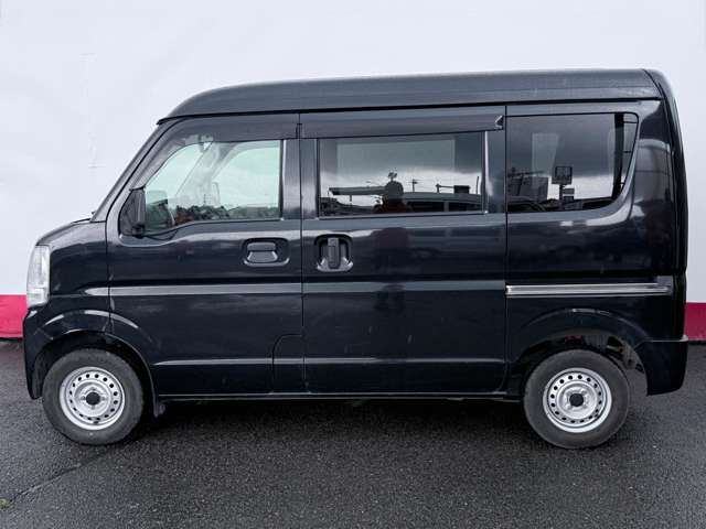 Nissan NV100 Clipper 11