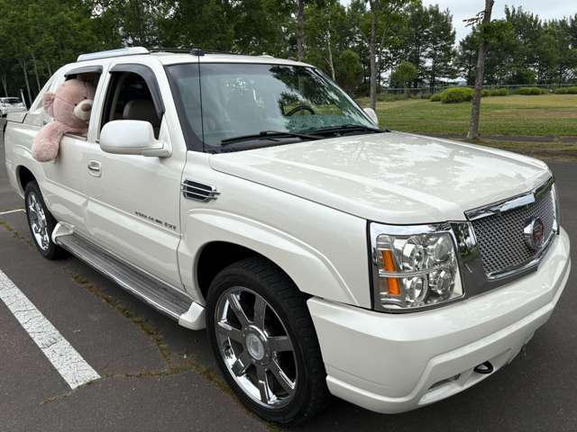 Cadillac Escalade EXT 3