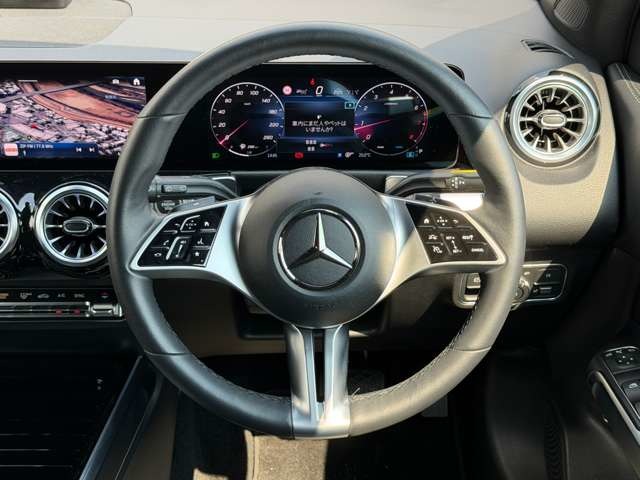 Mercedes-Benz GLB 12