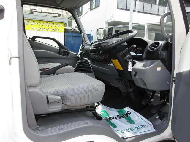 Hino Dutro 10