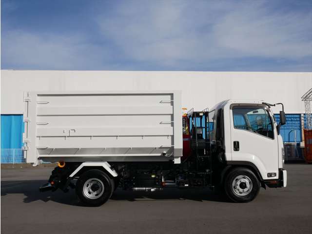 Isuzu Forward 5