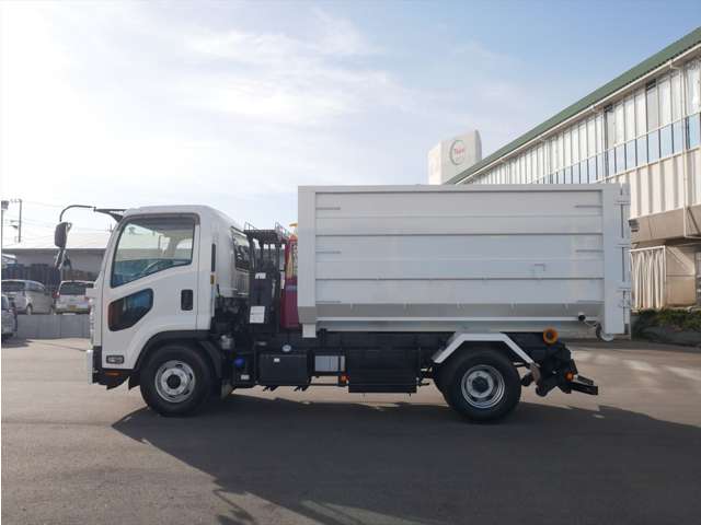 Isuzu Forward 6