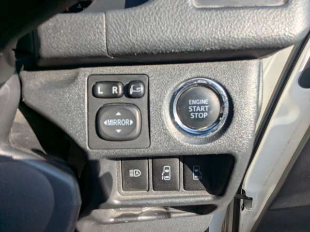 Toyota Hiace Van 9