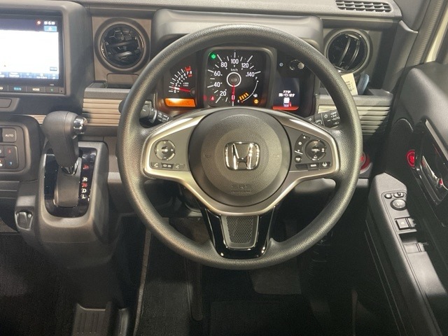 Honda N-VAN 12
