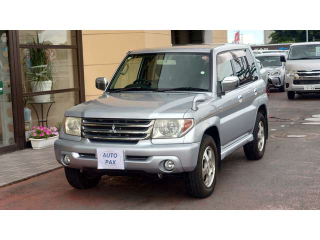 Mitsubishi Pajero iO 5