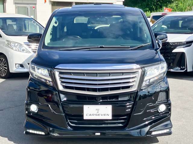 Toyota Alphard 4