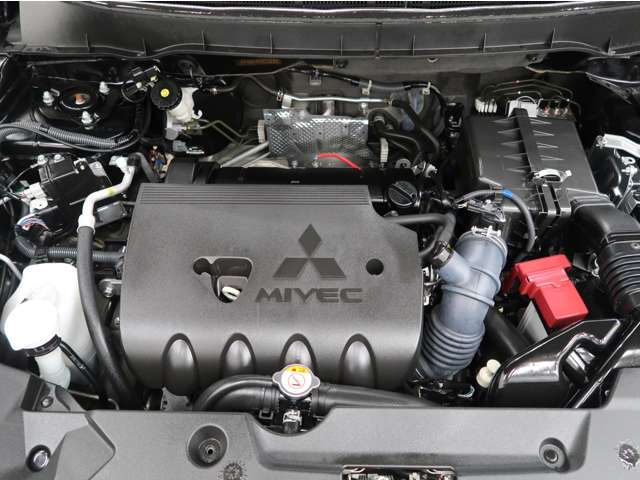 Mitsubishi RVR 11