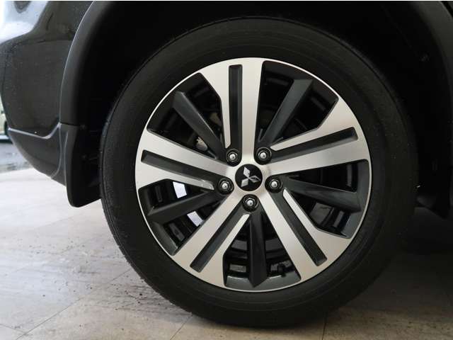 Mitsubishi RVR 10