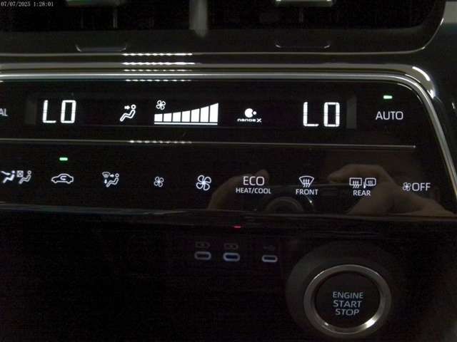 Toyota Harrier 12
