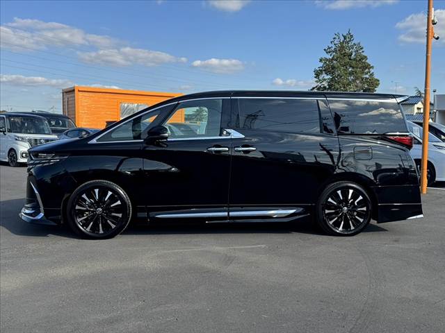 Toyota Alphard 11