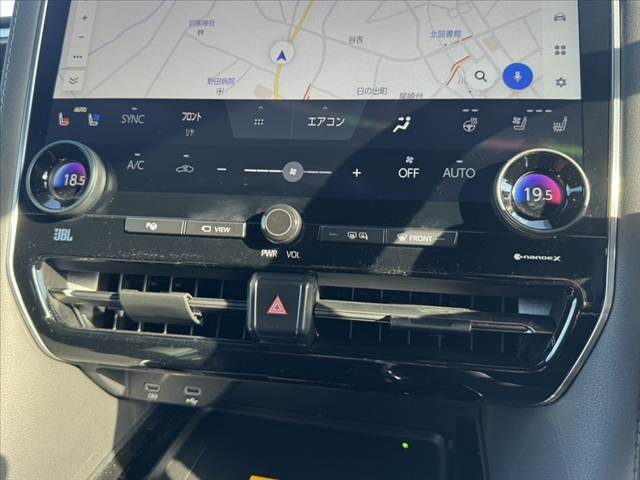 Toyota Alphard 4